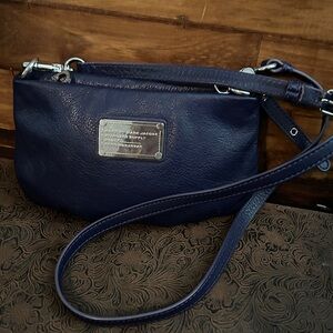 Marc By Marc Jacobs Percy Crossbody blue leather